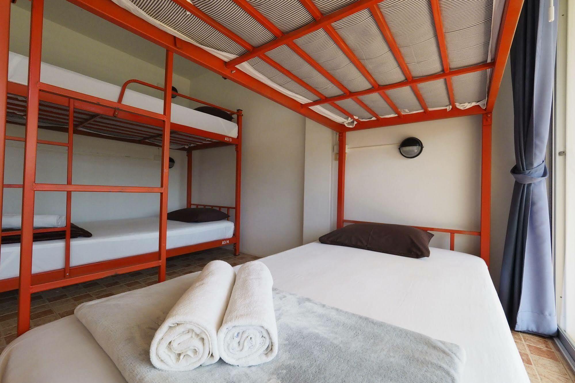 Fan Dee Hostel Ko Lanta Екстериор снимка