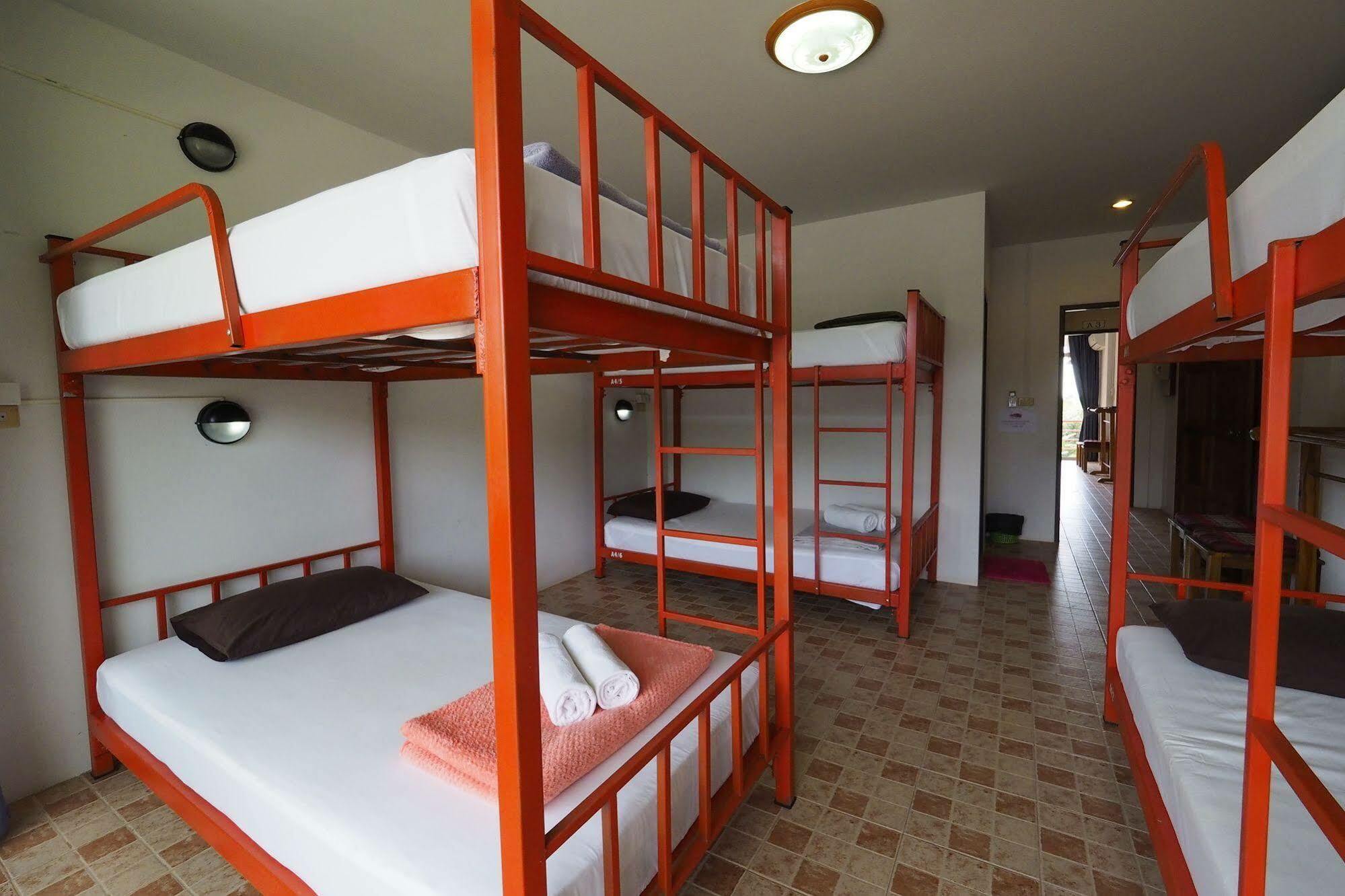 Fan Dee Hostel Ko Lanta Екстериор снимка
